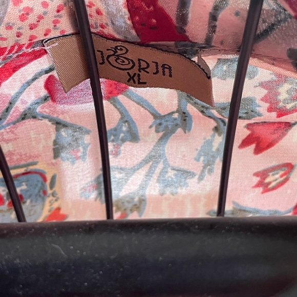 Kimono gorgeous and light. Perfect for summer weather and flowing with color - Picture 3 of 3